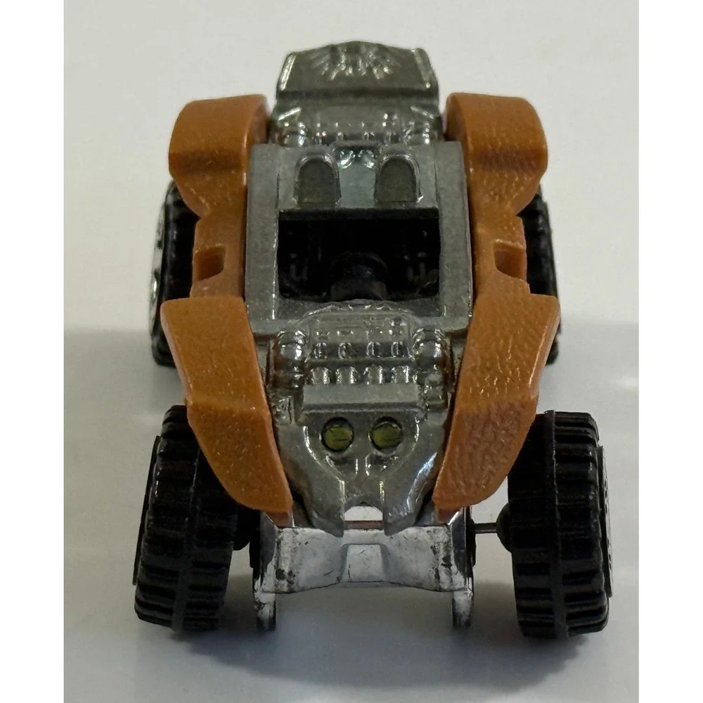 Hot Wheels Spider Rider Kids 1:64 Brown Chrome Off-Road Diecast Car B36